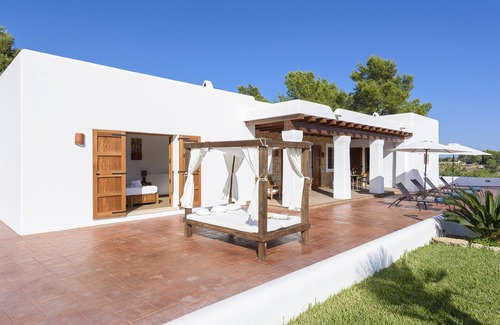 Santa Gertrudis House | Villa Dalt S'Era - Free week from July 13 to 20