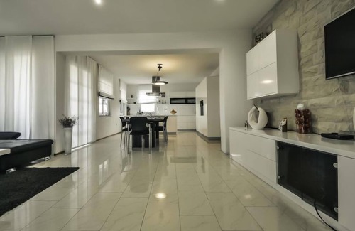 Suhovare House | Villa Dalmacija by Interhome