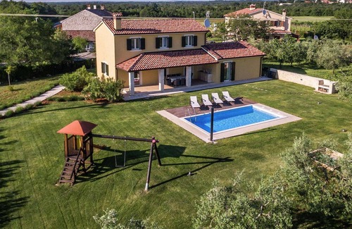 Kadumi Cottage | Villa Danelon is an ideal place for relaxation near the city of Poreč