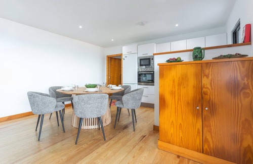 Porto Moniz Villa | Villa das Escaleiras by Atlantic Holiday