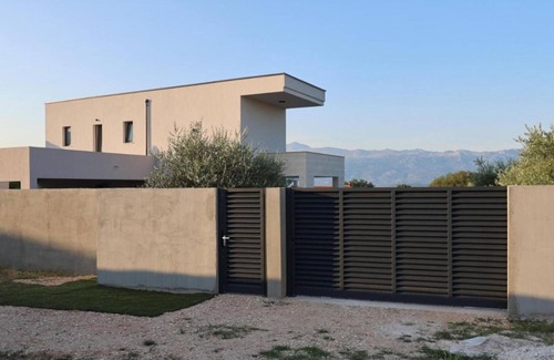 Podgradina Villa | Villa Dasy with heated pool