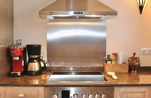 Roques Daurades House | Villa Daurada (10 people) wifi & 5min from the sea
