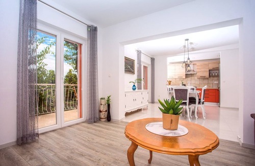 Okrug Gornji Villa | Villa Dawn-heated private pool, 100m to beach and restaurants, Trogir 1.7km