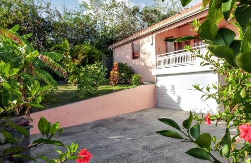 Quartier Desert Villa | Villa de charme à Sainte-Luce avec piscine et jacuzzi