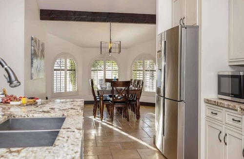 Sweetwater Street East House | Villa De Paradis Summ