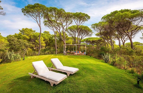 Roccamare Villa | Villa Dei Pini modern luxury with p/pool private access to the sea