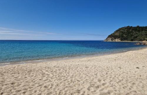 Villaggio Mandorli House | Villa dei Pirati, sulla spiaggia di Campus