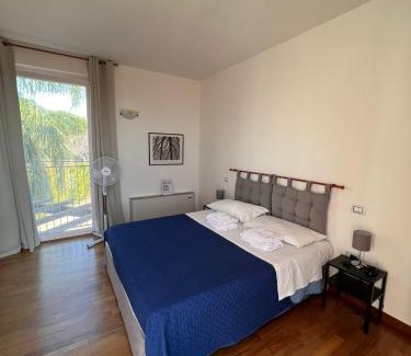 Capitana House | Villa delle Gazanie -Camera in villa -Vista panoramica sul Golfo