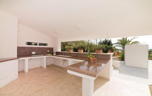 Partinico Villa | Villa delle Sterlizie con piscina e jacuzzi by Le Dhome Sicily