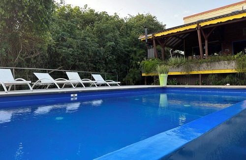 Le Moule House | VILLA DES OISEAUX near beach, surf spot, paragliding, ideal for family or friends!