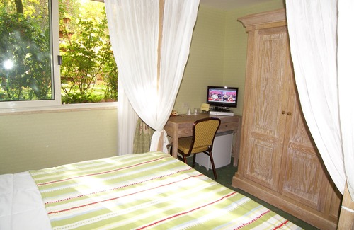 Sant'Elia Fiumerapido Hotel | Villa Des Reves in the green near Montecassino