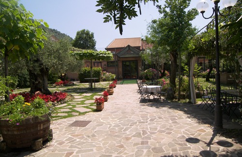 Sant'Elia Fiumerapido Hotel | Villa Des Reves in the green near Montecassino