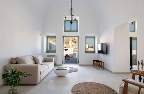 Akrotiri Villa | Villa di Capo - Antonis with Private Pool & Sea View