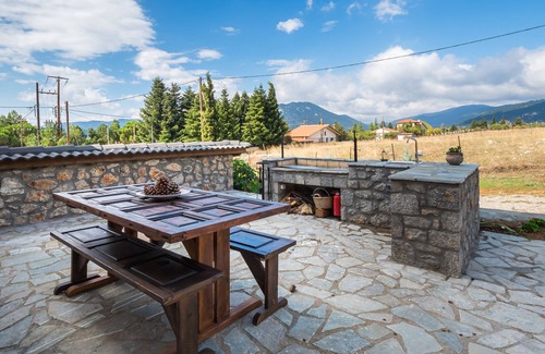 Arachova Apartment | Villa Dianne Apt 1 Livadi Arachovas