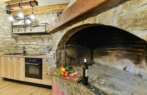 Lisane Ostrovicke Villa | Villa Didovi snovi with heated pool