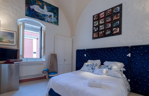 Lequile Villa | Villa 'Dimora In Palazzo Museo Raho' with Private Terrace, Wi-Fi and Air Conditioning