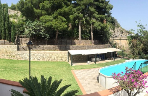 Erchie House | Villa - direct access to the beach