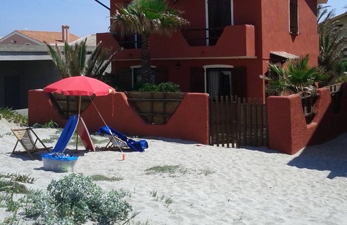Castello Villa | Villa directly on the beach