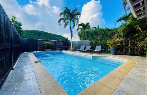 Sainte-Anne Villa | Villa dO Sainte Anne, Piscine & Proche Plage