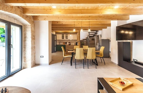 Modrusani Villa | Villa Doda with 2 bedrooms, garden, heated pool and sauna in Istria
