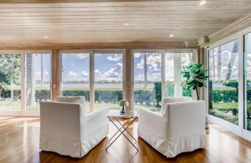 West Palm Beach House | Villa Dolce Vita - Luxuriate in Sweeping Intracoastal Views of Palm Beach