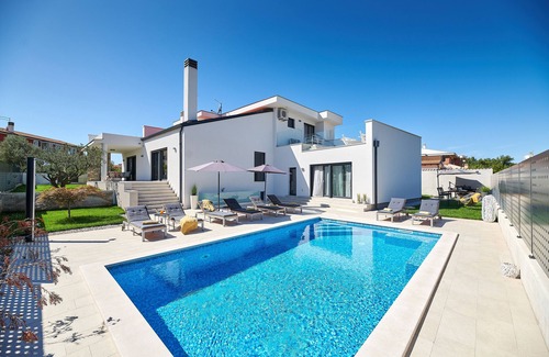 Kastel Villa | VILLA DOLCEA · Stylish villa with a private pool near Umag