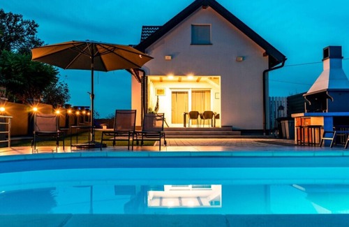 Gornji Kneginec Villa | Villa Dom&San by Villas Guide