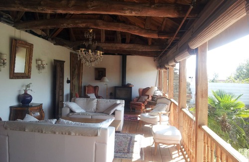 Pieres Villa | Villa Domatia 15 minutes from the sea
