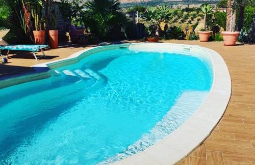 Trappeto Villa | Villa Dora con piscina