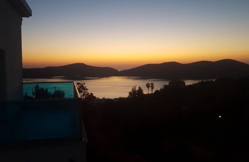 Mavrikiano Villa | Villa DORE, magnificent view of the sea and mirabello bay