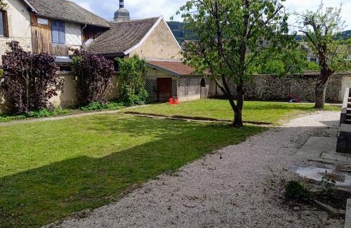 Ornans Villa | VILLA Douce Loue