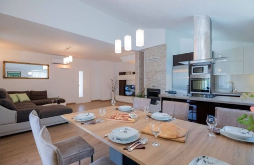 Kamenmost Villa | Villa Dražana - Makarska by Villas Guide