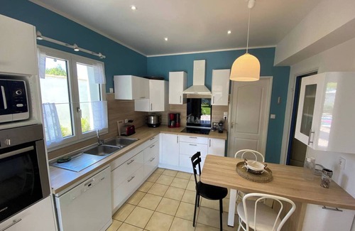 La Couarde-sur-Mer Villa | Villa du Bois Henri IV : Villa with heated swimming pool for up to 8 people