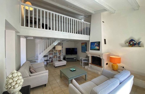 La Couarde-sur-Mer Villa | Villa du Bois Henri IV : Villa with heated swimming pool for up to 8 people
