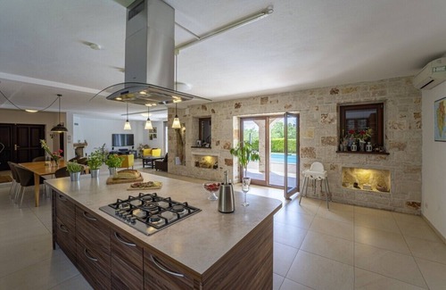 Mofardini Villa | Villa Dubravka in Radetići - Haus für 6-9 Personen