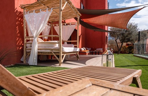 Gemenos Villa | *VILLA DUNE* Charming building with swimming pool, in absolute peace and quiet