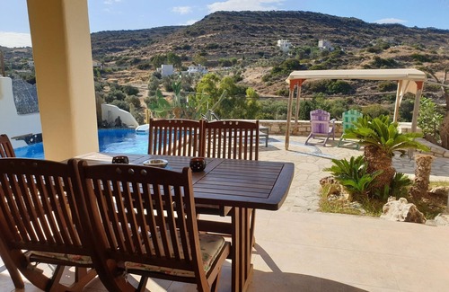 Pitsidia Villa | Villa Efrossini,pool,quite village,great sea view and nature!Internet100 Mbit/s