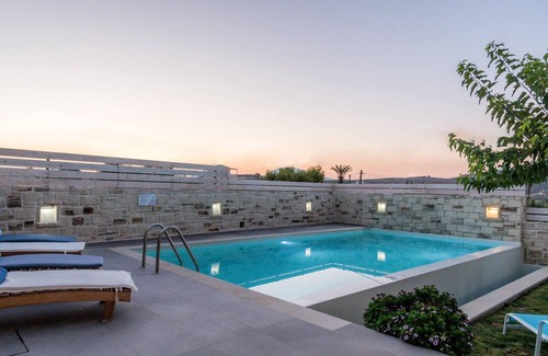 Sivas Villa | Villa Eleana in Pitsidia Crete