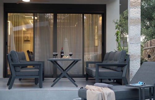 Evgiros Villa | Villa – Elegant & Serene Hideaway | September15 Suites