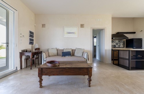 Otranto Villa | Villa 'Elegante A Otranto' with Shared Terrace, Wi-Fi and Air Conditioning
