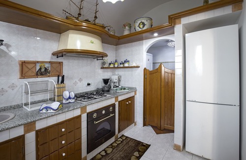 Conca dei Marini Villa | Villa Elena is a prestigious villa with a pool and suggestive sea view.
