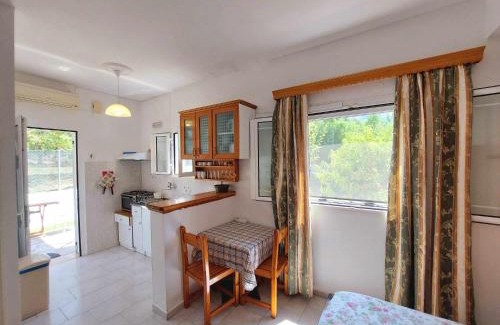 Agios Gordios Apartment | Villa Eleni (Studio 2) Fully equiped, near the sea