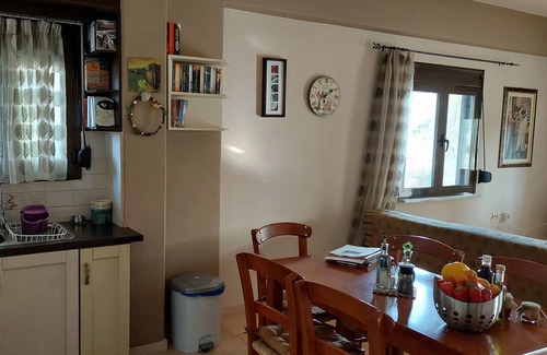 Sivas House | Villa Elia is situated in a quiet area, surrounded by olive trees with a private