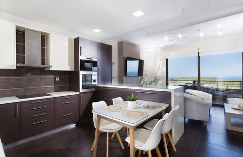 Agia Villa | Villa Elisabeth View luxurious with POOL & BBQ !