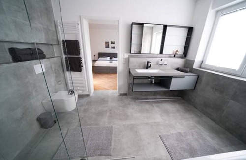 Osnabrueck Apartment | Villa Emma: Hare - no fitter apartment