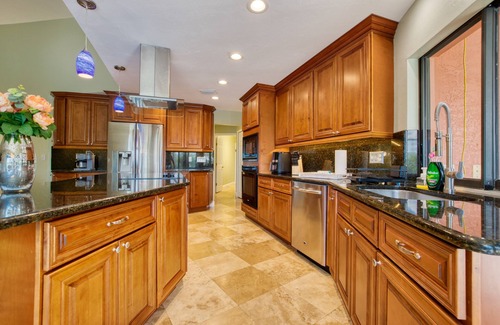 Cape Coral Villa | VILLA ENJOY LIFE – HEATED POOL | WATER VIEW | BOAT RENTAL + TOURS VOUCHER INCL.