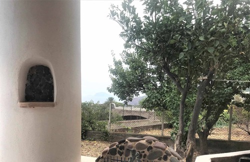 Malfa House | Villa Eolo - in the center, a few minutes from the beach of Punta Scario