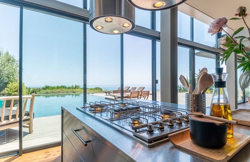 Monserrate House | Villa Equador - Splendid villa with infinity pool and ocean view - Allure Villas