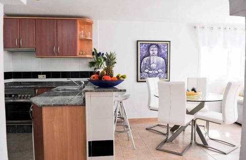 San Antonio Bay Villa | Villa Sunset - Large House | Great Location | Private Pool | A/C + Wifi