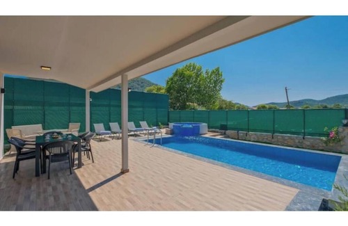 Kayakoy Apartment | Villa Esmeralda, Luxury Villa with Jacuzzi and Children's Pool